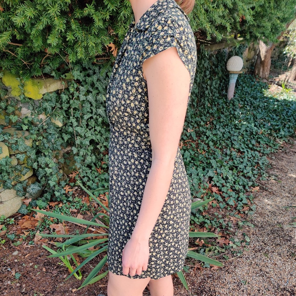 Sundress - Picture 2 of 5